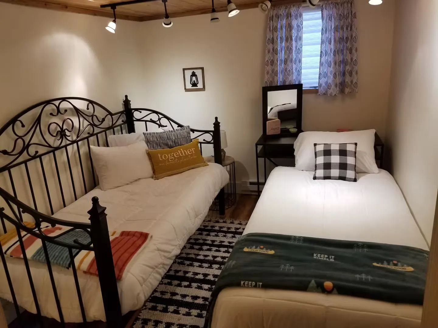 The flexible main-level bedroom and desk.